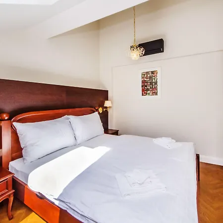 Manesova No.5 Apartment Prague